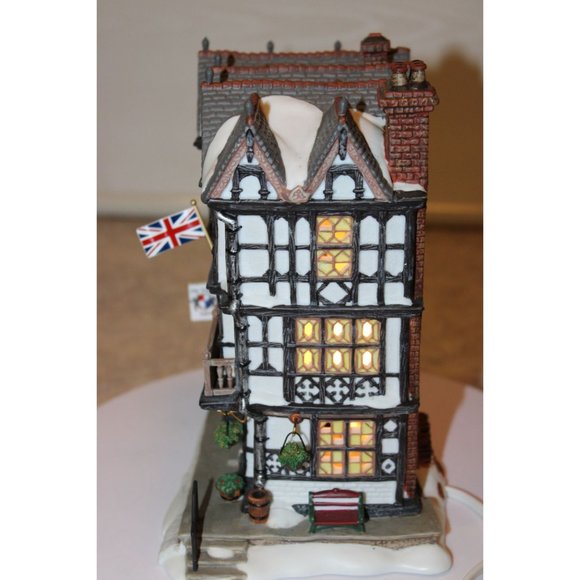 Dept 56 Dickens Village - The Timbers Motel - Picture 6 of 8